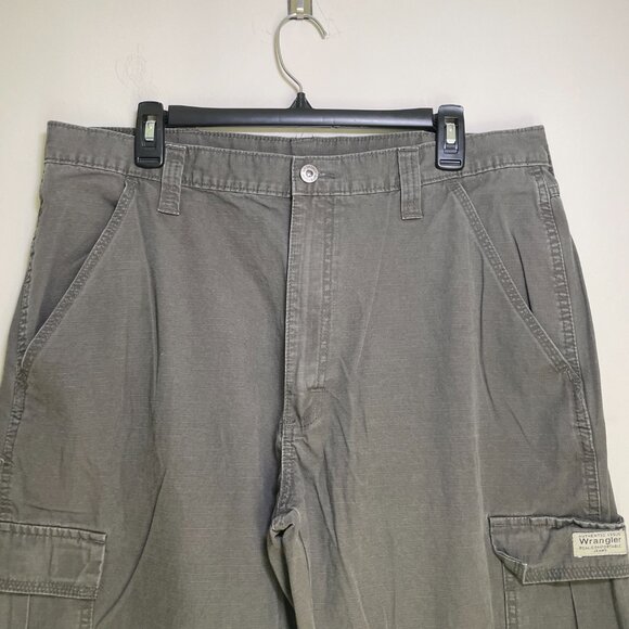 Men's Wrangler Cargo Pants - Size 36x32 - Picture 3 of 14